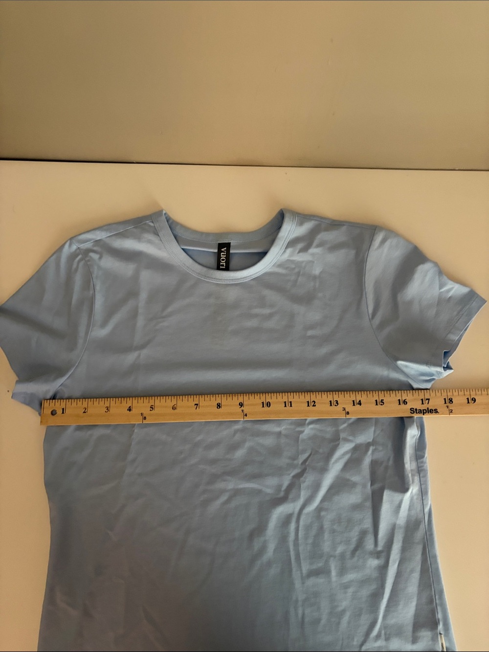 Vuori Short Sleeve Feather Classic Garment Dye Tee Light Blue Size Medium - Picture 8 of 10